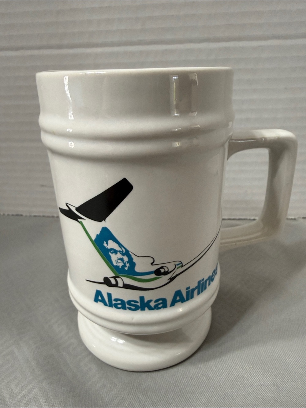 Vintage Alaska Airlines Pedestal Coffee Mug Iconic Eskimo Logo Tail Vintage 70’s